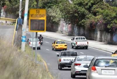 Un juez suspendi&oacute; de forma temporal los fotorradares y las multas.