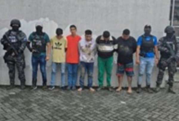 Tras una balacera, Polic&iacute;a logr&oacute; detener a 7 presuntos extorsionadores