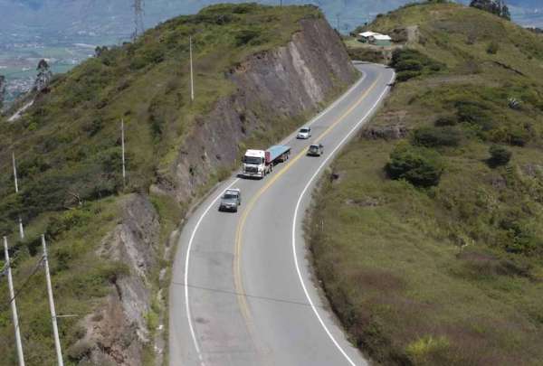 El Gobierno Nacional planea concesionar corredores viales a trav&eacute;s de alianzas P&uacute;blico-Privadas. 