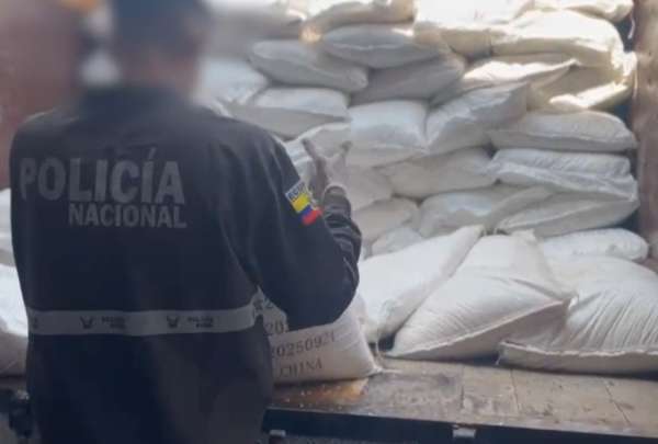La Polic&iacute;a Nacional incaut&oacute; ocho toneladas de cloruro de calcio, que era usado en la fabricaci&oacute;n de drogas.
