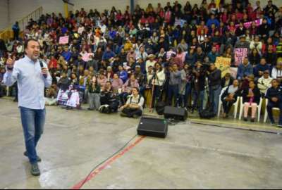 En febrero de 2024, el alcalde de Quito Pabel Mu&ntilde;oz se reuni&oacute; con moradores de Solanda. 