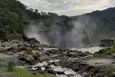Los trabajadores efectuaban labores de mantenimiento en el oleoducto, tras erosi&oacute;n en el r&iacute;o Coca.