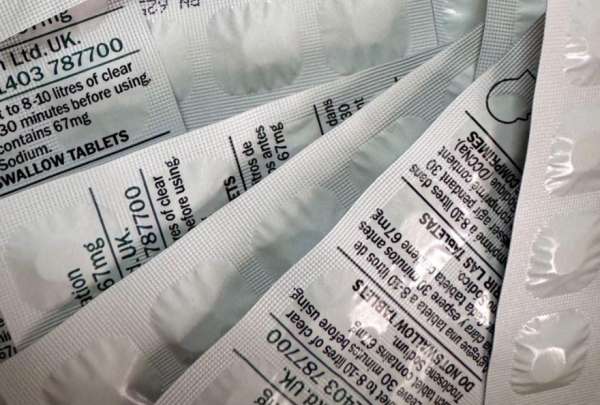 El Ministerio del Ambiente entreg&oacute; 200.000 pastillas de cloro a habitantes de Manab&iacute;.