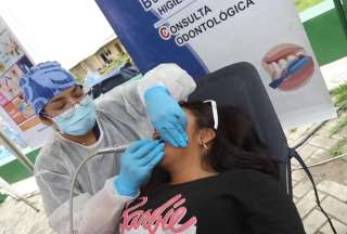 Ciudadanos en Playas se benefician de una brigada de servicios