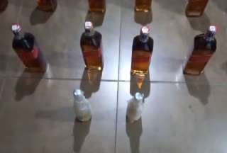 Encuentran 81 botellas de licor en el Centro de Privaci&oacute;n de Libertad de Cotopaxi