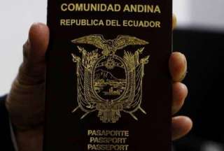 Pasaporte ecuatoriano abre m&aacute;s puertas: ya son casi 100 pa&iacute;ses sin visa