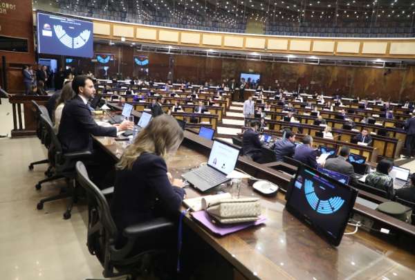 El Pleno de la Asamblea eligi&oacute; a los cuatro vocales del CAL. 