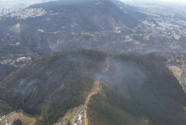 Incendio cerro Auqui est&aacute; controlado