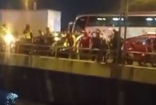 Guayaquil: Emergencias en el Puente de la Unidad Nacional dejan un muerto y un herido