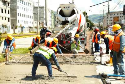 La EPMMOP rehabilitar&aacute; las v&iacute;as en tres sectores de Quito.