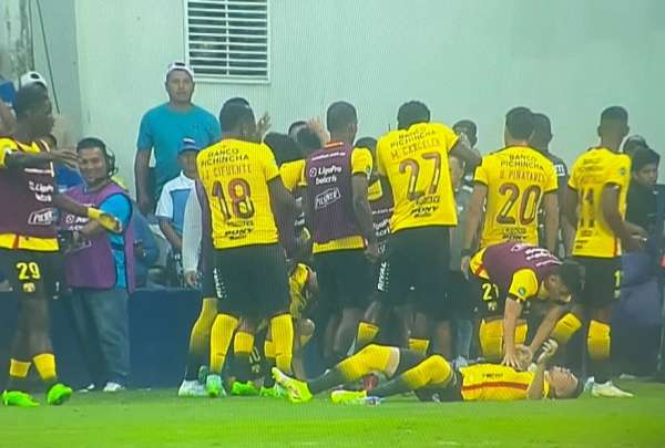 Emelec fue sancionado con suspensi&oacute;n de dos partidos para jugar en su estadio