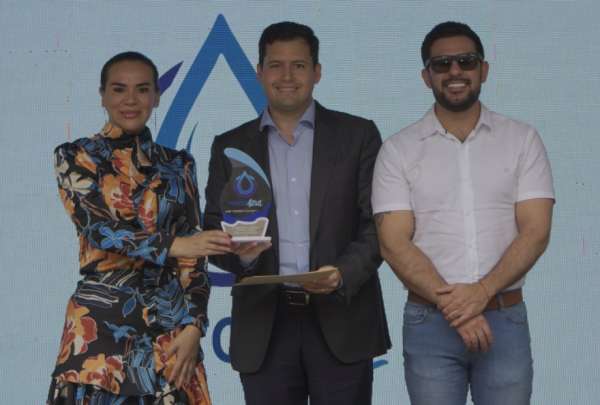 14 empresas reciben el distintivo &ldquo;Punto Azul&rdquo; por su gesti&oacute;n responsable del recurso h&iacute;drico