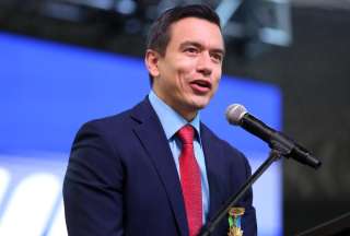 Noboa present&oacute; proyecto de ley para alivio financiero