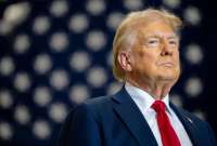 El magnate demand&oacute; a The new York Times y CBS News. Exige USD 10.000 millones.