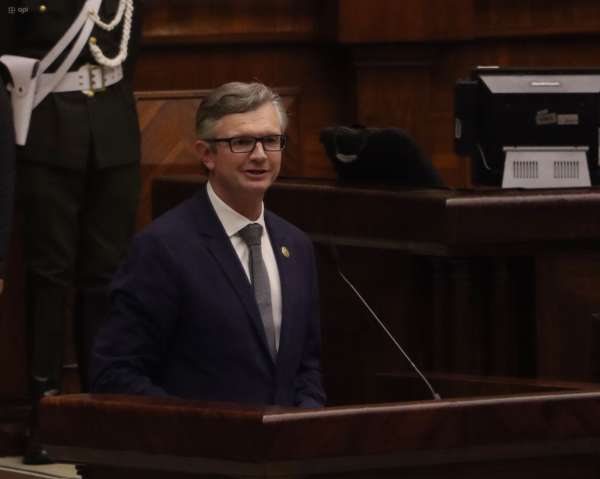 Juan Carlos Vega, ministro de Econom&iacute;a y Finanzas, durante una comparencia en la Asamblea Nacional.