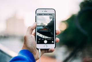 Apple empieza a pagar a usuarios afectados por ralentizaci&oacute;n de los iPhone