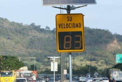 Dur&aacute;n: CNEL desconecta los radares