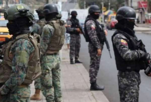 Ministro de Defensa dijo que EE.UU. donará USD 7.6 millones para combatir el narcotráfico y la minería ilegal