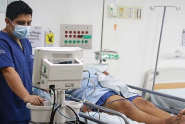 Hospital de Especialidades Guayaquil &ldquo;Dr. Abel Gilbert Pont&oacute;n&rdquo; fortalece la calidad de sus servicios de salud