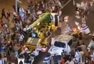 Conductor atropell&oacute; a varios manifestantes en Israel