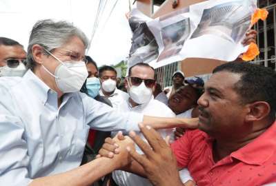 Gobierno entrega bonos de contingencia y reconstrucci&oacute;n en Esmeraldas