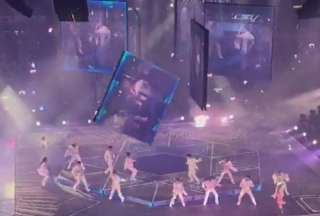 Una pantalla gigante cay&oacute; sobre tres m&uacute;sicos en Hong Kong