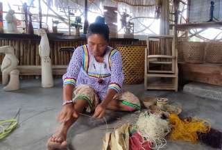 &iexcl;Visita la Amazon&iacute;a!: Emprendedoras elaboran pasteles y artesan&iacute;as en Aguarico