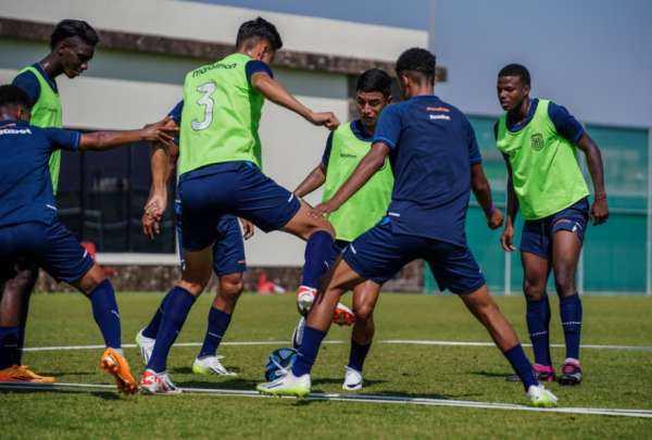 La selecci&oacute;n se medir&aacute; con Brasil en los octavos de final