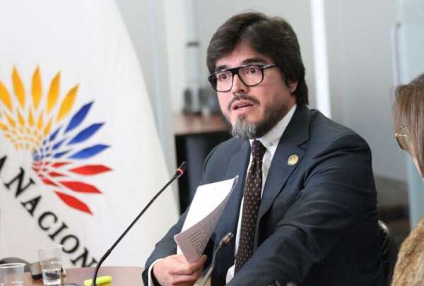 El ministro de Gobierno, Jos&eacute; de la Gasca, se pronunci&oacute; sobre el primer proyecto de Ley que el Ejecutivo envi&oacute; a la Asamblea. 