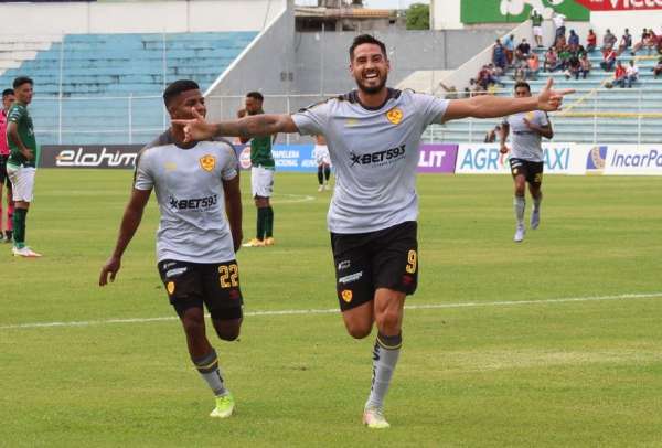 Francisco Fydriszewski y Sebasti&aacute;n Assis estar&aacute;n fuera de las canchas por un mes