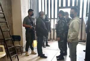 12 ppl fallecieron por mot&iacute;n en c&aacute;rcel del Turi