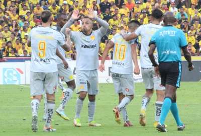 Edison Vega habl&oacute; sobre el partido ante Barcelona