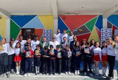 Voluntarios israel&iacute;es trabajan por los ni&ntilde;os de Ecuador
