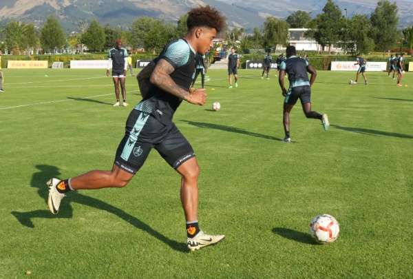 Aucas volvi&oacute; a cambiar de entrenador