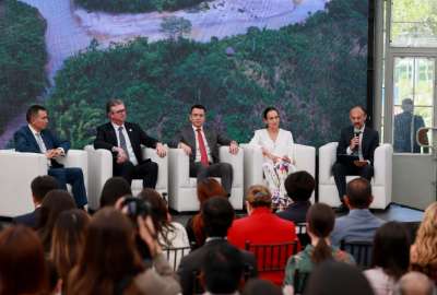 M&aacute;s detalles sobre la conversi&oacute;n de deuda por conservar la Amazon&iacute;a. 