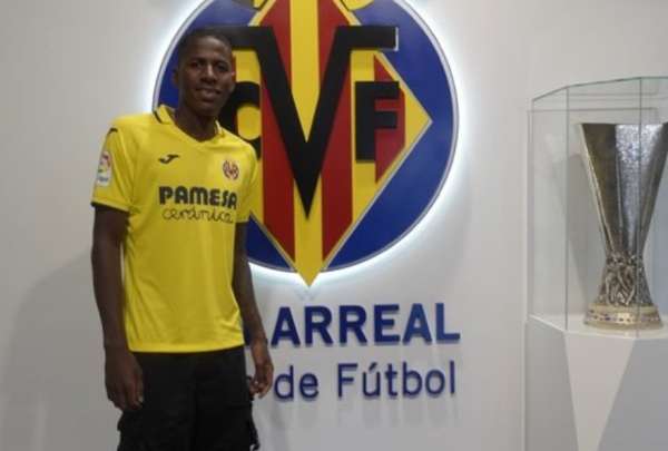 Villarreal fich&oacute; al ecuatoriano Liberman Torres