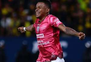 Alexander Bola&ntilde;os fue suspendido