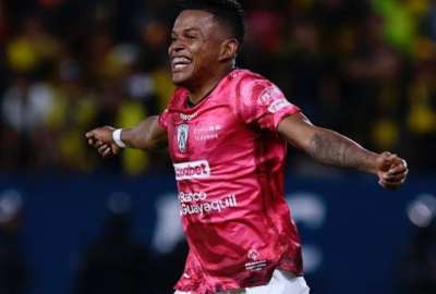 Alexander Bola&ntilde;os fue suspendido