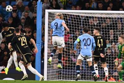 El Manchester City gole&oacute; al Sparta de &Aacute;ngelo Preciado
