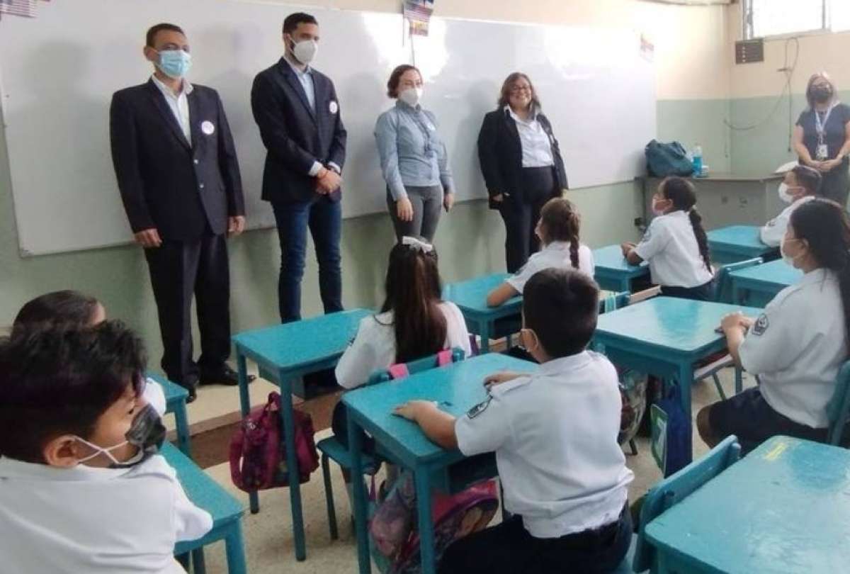 En esta nueva edici&oacute;n se capacitar&aacute; a 350 profesores.