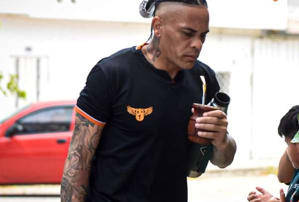 Jonatan &Aacute;lvez cumple su segunda etapa como jugador en Naranja Mek&aacute;nica. 