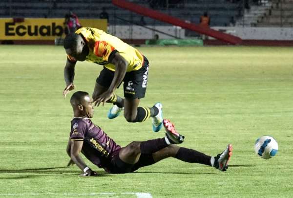 Barcelona jugar&aacute; contra Bragantino en la Sudamericana