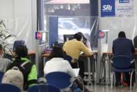 El Servicio de Rentas Internas (SRI) anunció que la devolución del Impuesto al Valor Agregado (IVA) para personas con discapacidad y adultos mayores solo aplicará a compras realizadas en establecimientos autorizados.