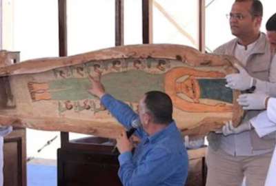 En Egipto, una figura pintada en un ata&uacute;d de hace 3.500 a&ntilde;os ha causado furor por su asombroso parecido con Marge Simpson. 