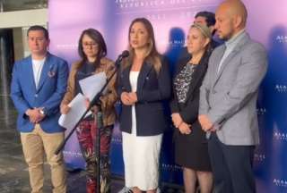 Legisladores de ADN cuestionan al corre&iacute;smo por apoyo al proyecto para rebajar edad de consentimiento sexual