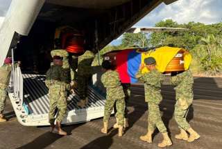 Parten hacia Quito los cuerpos de los soldados asesinados en Alto Punino