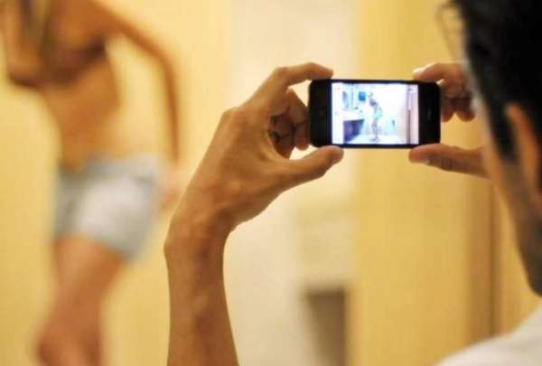 Pareja es procesada por el presunto delito de violaci&oacute;n a la intimidad
