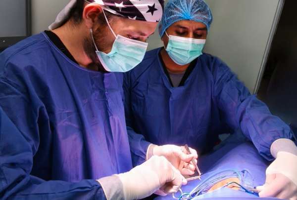 Extirpan con &eacute;xito un tumor lipomatoso en el Hospital de Infectolog&iacute;a de Guayaquil