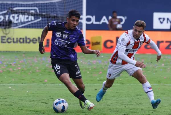 Independiente del Valle analiza un cambio de entrenador