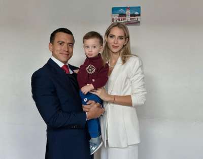 Familiares de candidatos les acompa&ntilde;aron para desear &eacute;xitos en el debate